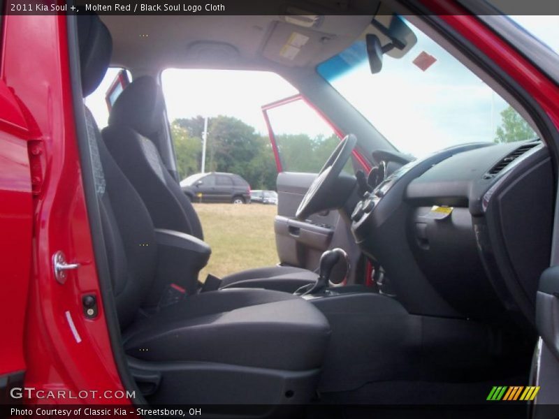 Molten Red / Black Soul Logo Cloth 2011 Kia Soul +