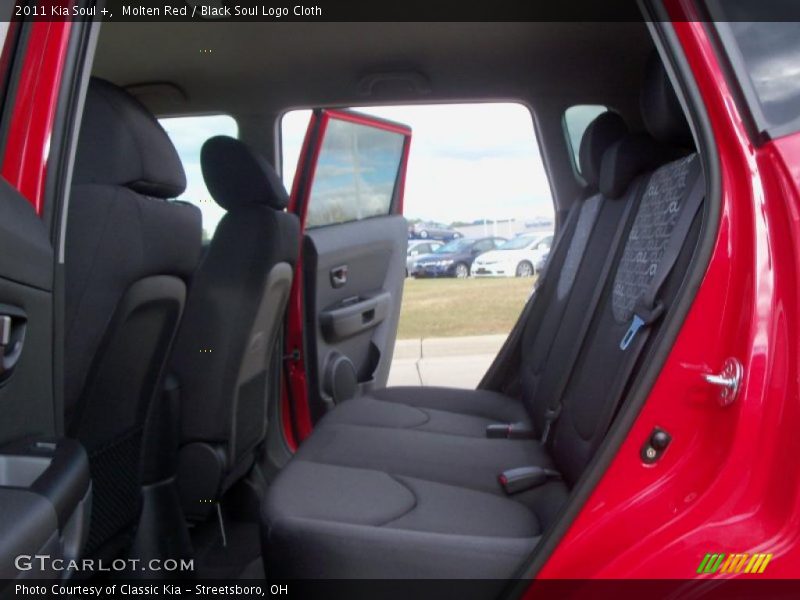 Molten Red / Black Soul Logo Cloth 2011 Kia Soul +