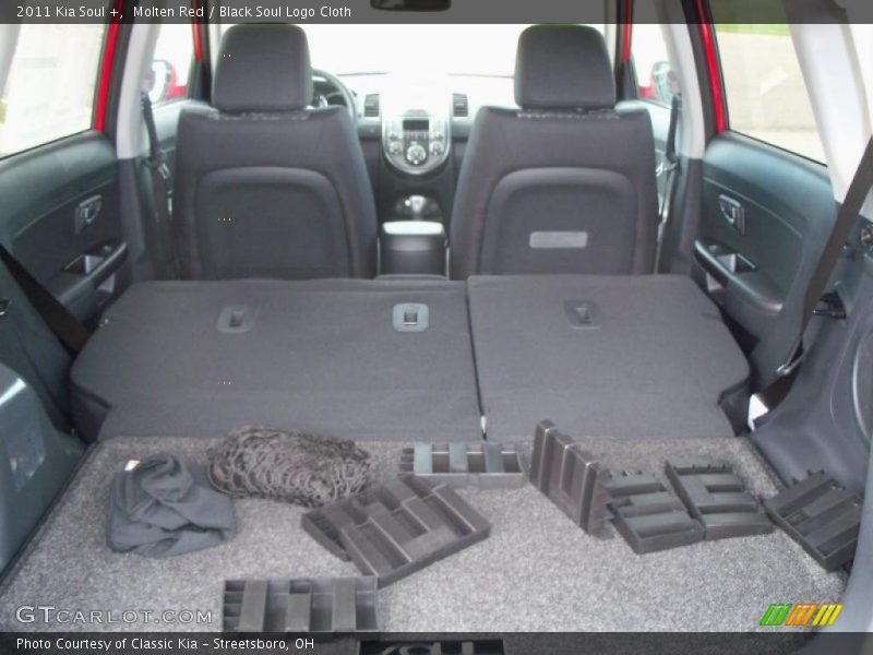 Molten Red / Black Soul Logo Cloth 2011 Kia Soul +