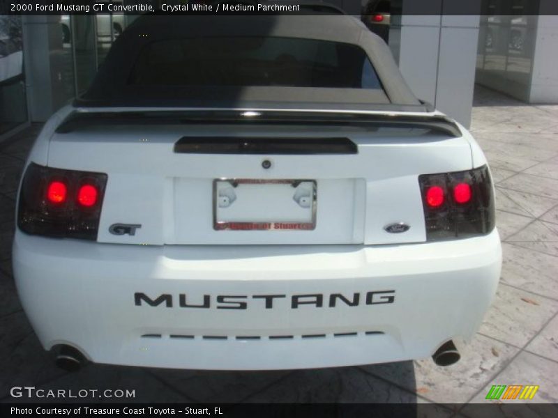 Crystal White / Medium Parchment 2000 Ford Mustang GT Convertible