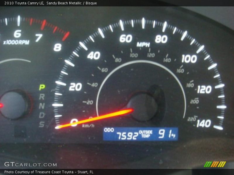 Sandy Beach Metallic / Bisque 2010 Toyota Camry LE