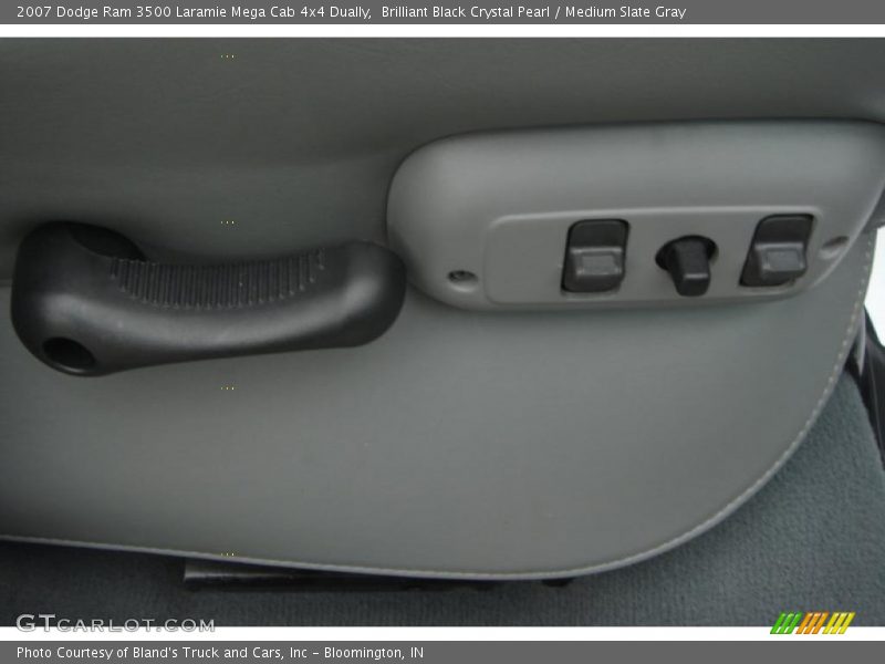 Brilliant Black Crystal Pearl / Medium Slate Gray 2007 Dodge Ram 3500 Laramie Mega Cab 4x4 Dually