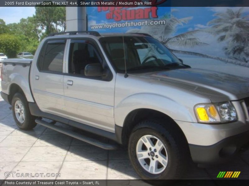 Silver Birch Metallic / Medium Dark Flint 2005 Ford Explorer Sport Trac XLT 4x4