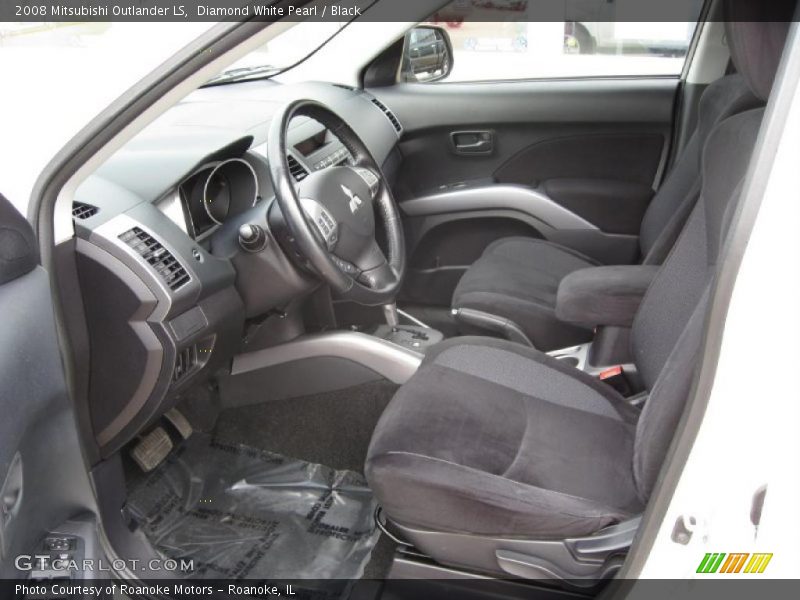 Diamond White Pearl / Black 2008 Mitsubishi Outlander LS