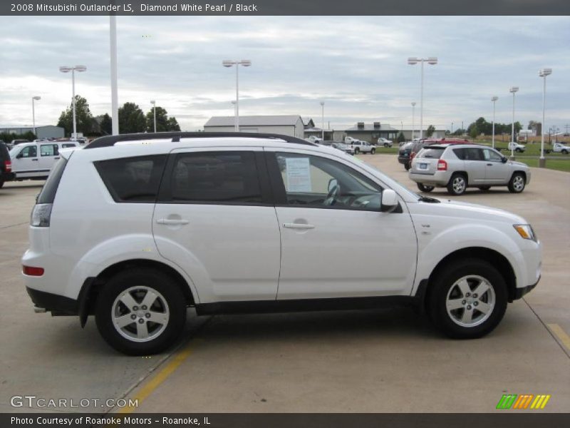 Diamond White Pearl / Black 2008 Mitsubishi Outlander LS