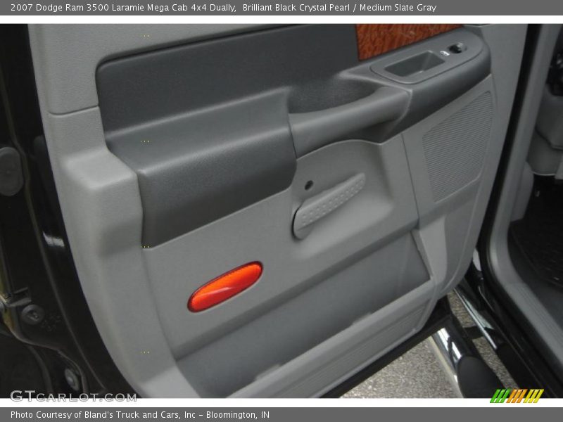 Brilliant Black Crystal Pearl / Medium Slate Gray 2007 Dodge Ram 3500 Laramie Mega Cab 4x4 Dually