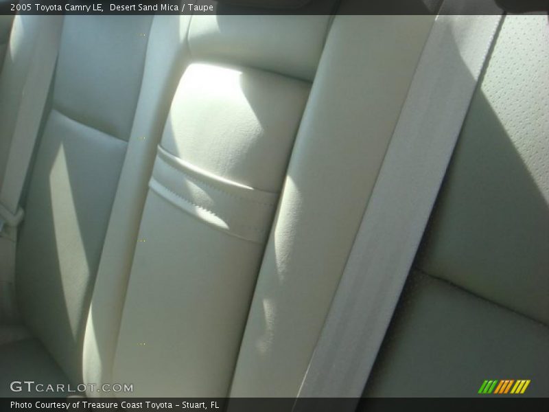 Desert Sand Mica / Taupe 2005 Toyota Camry LE