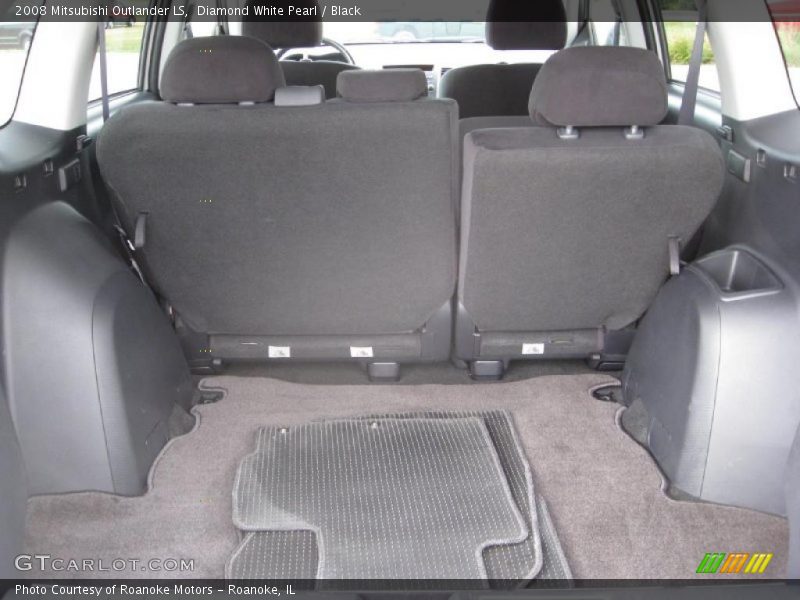 Diamond White Pearl / Black 2008 Mitsubishi Outlander LS