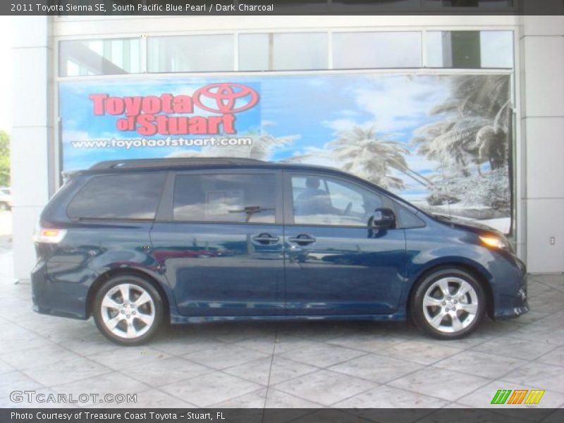 South Pacific Blue Pearl / Dark Charcoal 2011 Toyota Sienna SE