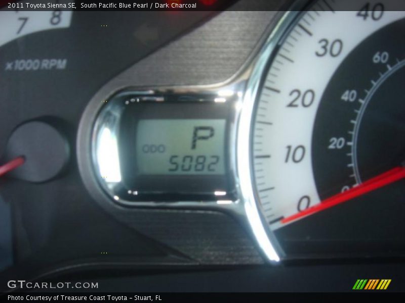 South Pacific Blue Pearl / Dark Charcoal 2011 Toyota Sienna SE