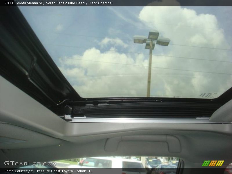 South Pacific Blue Pearl / Dark Charcoal 2011 Toyota Sienna SE