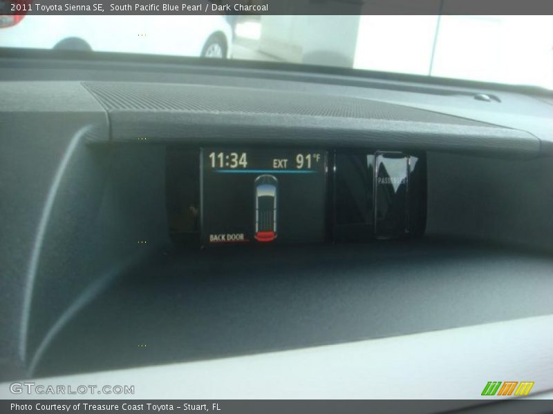 South Pacific Blue Pearl / Dark Charcoal 2011 Toyota Sienna SE
