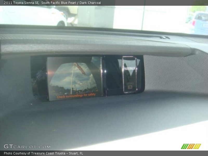 South Pacific Blue Pearl / Dark Charcoal 2011 Toyota Sienna SE