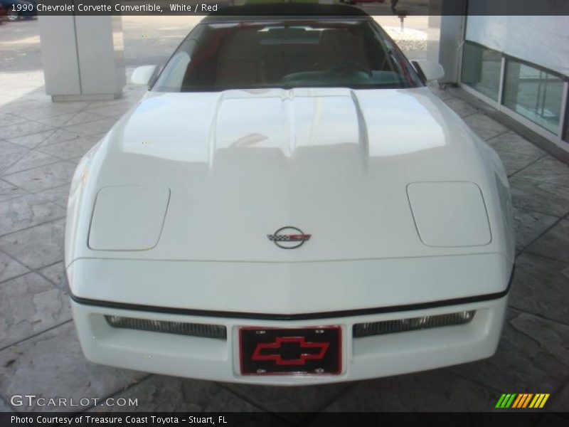 White / Red 1990 Chevrolet Corvette Convertible