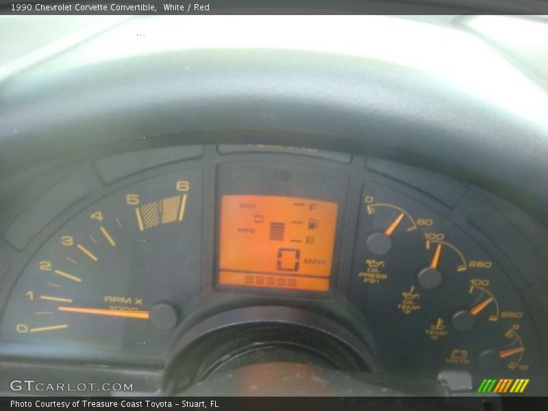 White / Red 1990 Chevrolet Corvette Convertible