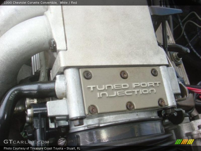 White / Red 1990 Chevrolet Corvette Convertible