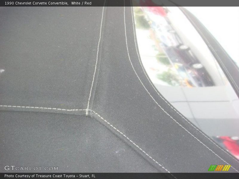 White / Red 1990 Chevrolet Corvette Convertible