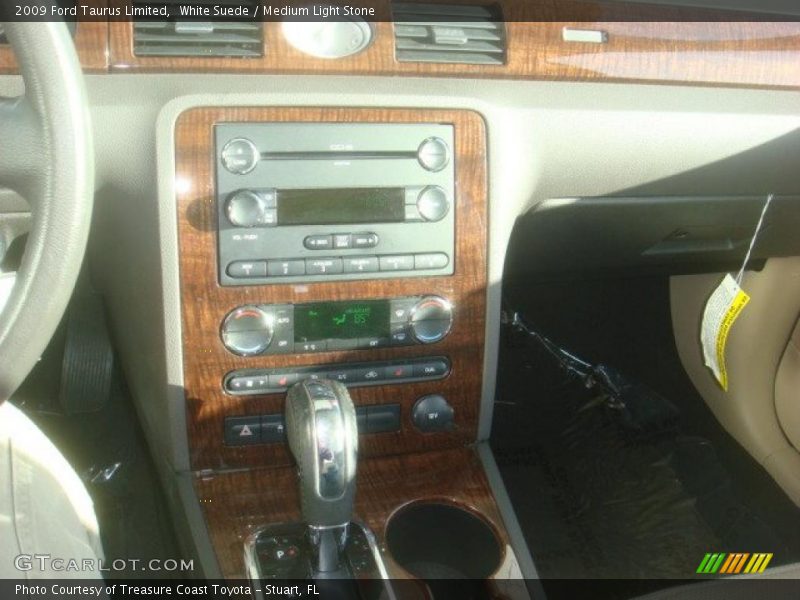 White Suede / Medium Light Stone 2009 Ford Taurus Limited