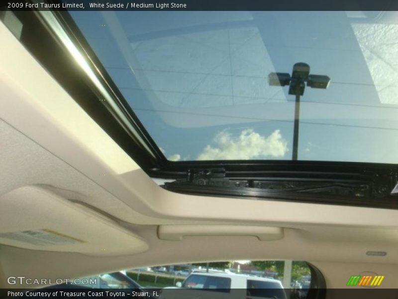 White Suede / Medium Light Stone 2009 Ford Taurus Limited