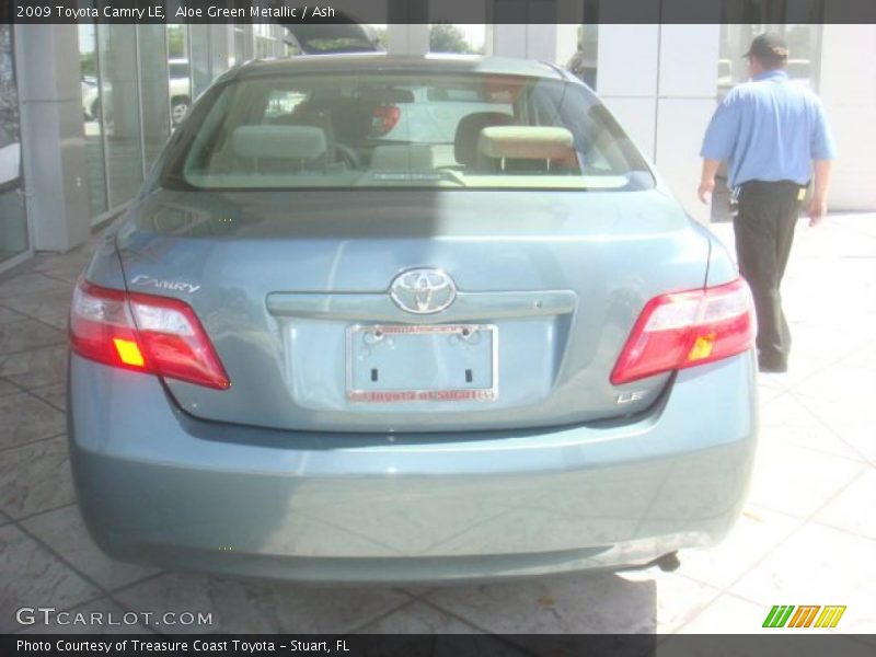 Aloe Green Metallic / Ash 2009 Toyota Camry LE