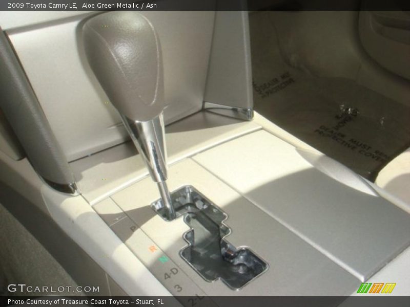 Aloe Green Metallic / Ash 2009 Toyota Camry LE