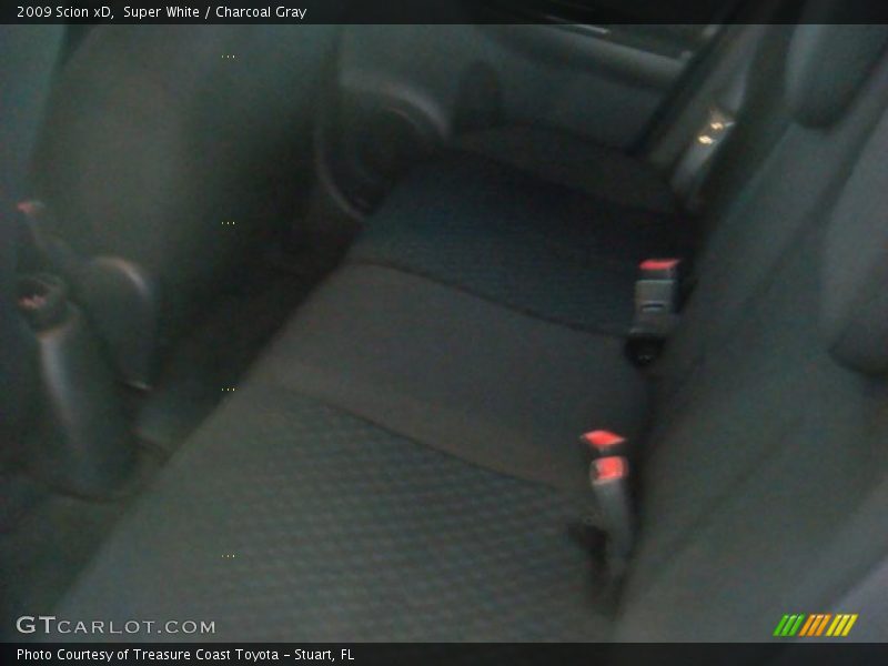 Super White / Charcoal Gray 2009 Scion xD