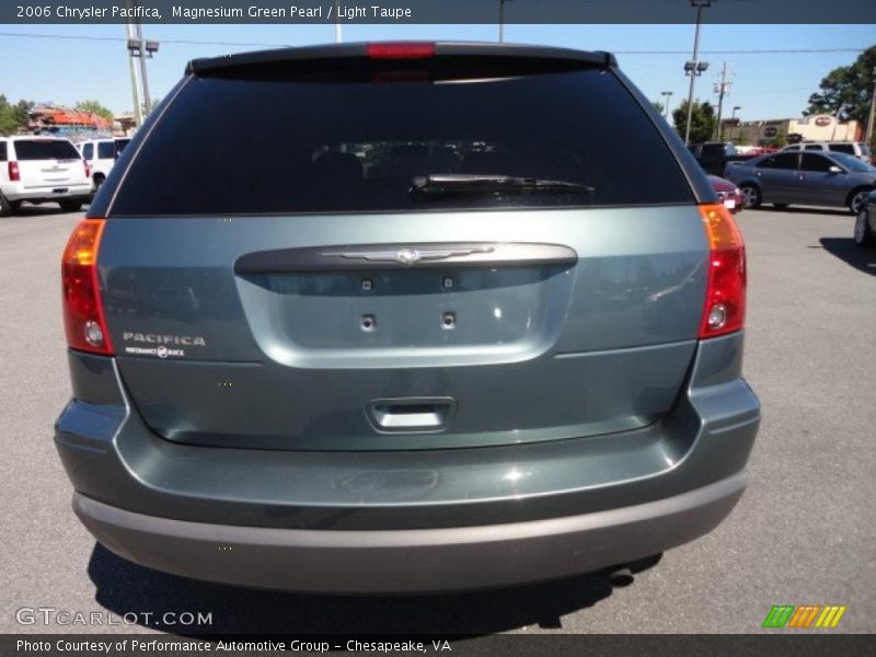 Magnesium Green Pearl / Light Taupe 2006 Chrysler Pacifica