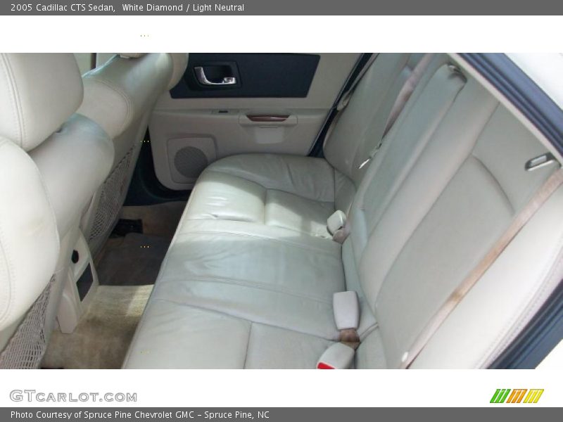 White Diamond / Light Neutral 2005 Cadillac CTS Sedan