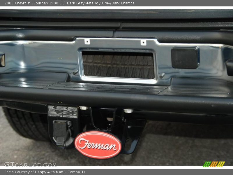 Dark Gray Metallic / Gray/Dark Charcoal 2005 Chevrolet Suburban 1500 LT