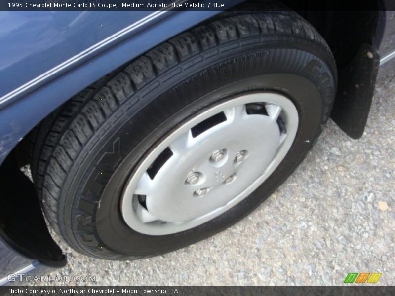 Medium Adriatic Blue Metallic / Blue 1995 Chevrolet Monte Carlo LS Coupe