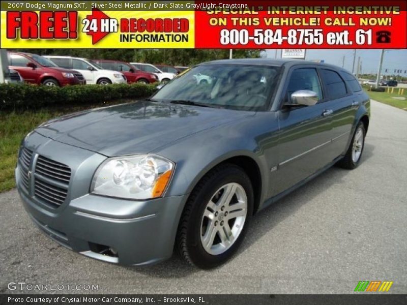 Silver Steel Metallic / Dark Slate Gray/Light Graystone 2007 Dodge Magnum SXT