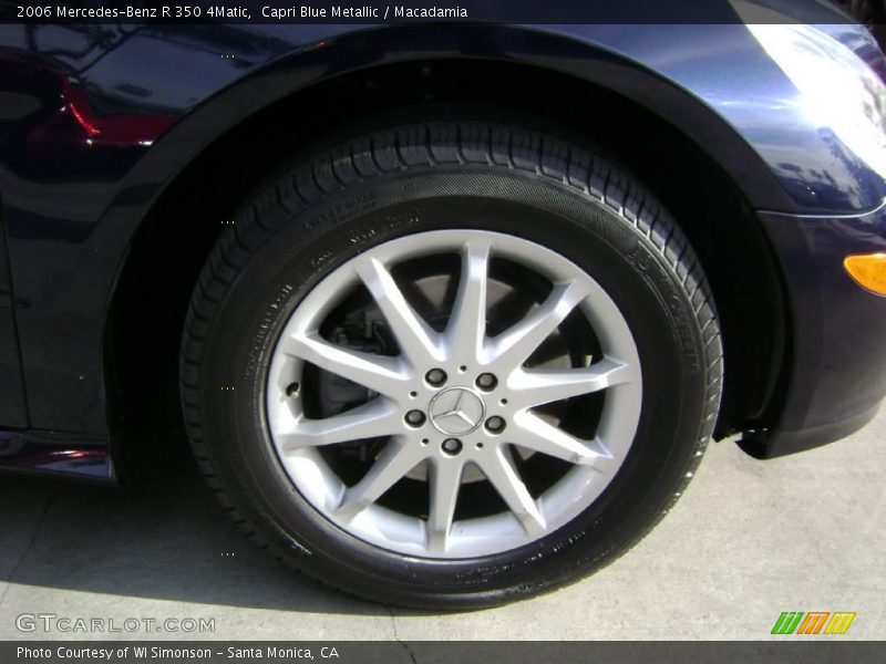 Capri Blue Metallic / Macadamia 2006 Mercedes-Benz R 350 4Matic