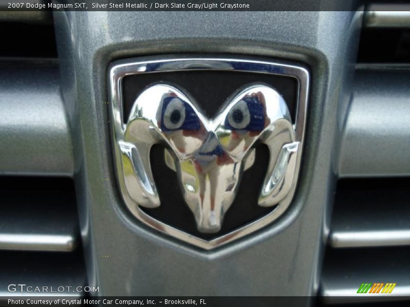 Silver Steel Metallic / Dark Slate Gray/Light Graystone 2007 Dodge Magnum SXT