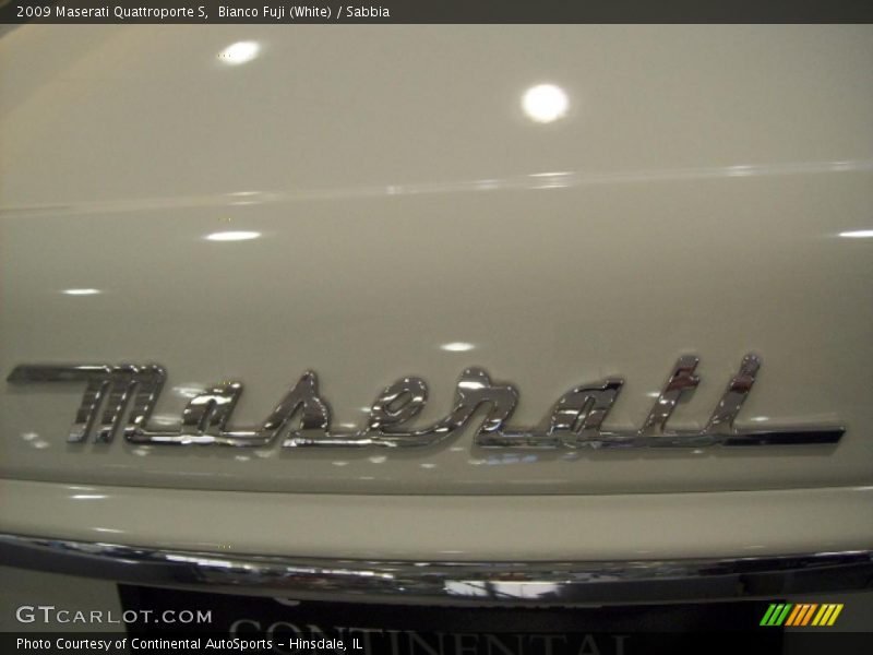 Bianco Fuji (White) / Sabbia 2009 Maserati Quattroporte S