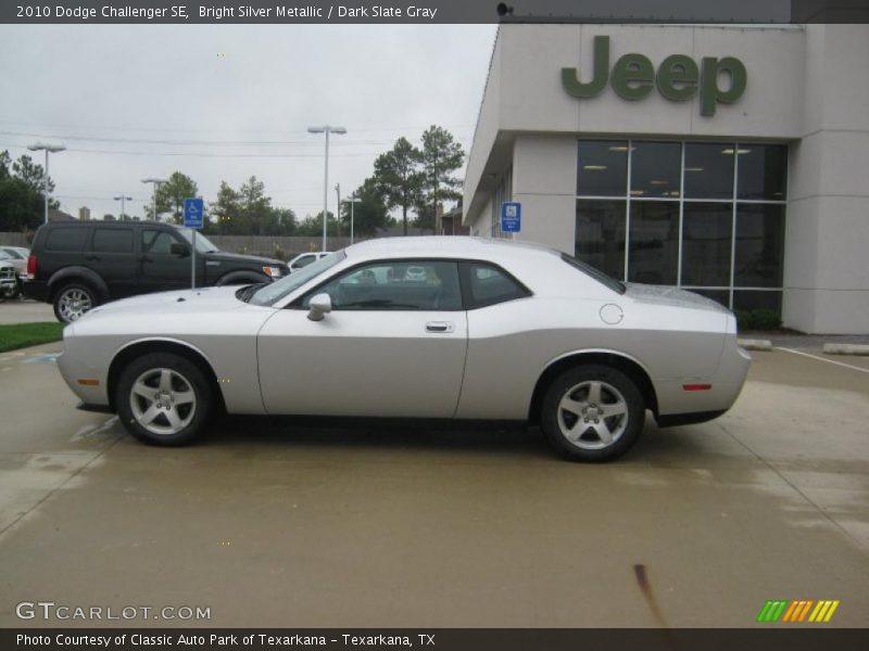 Bright Silver Metallic / Dark Slate Gray 2010 Dodge Challenger SE