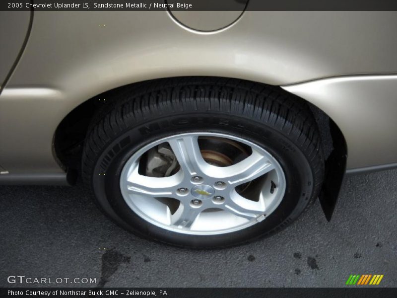 Sandstone Metallic / Neutral Beige 2005 Chevrolet Uplander LS