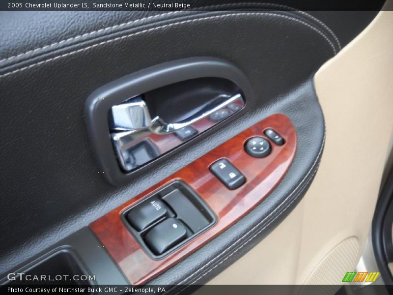 Sandstone Metallic / Neutral Beige 2005 Chevrolet Uplander LS
