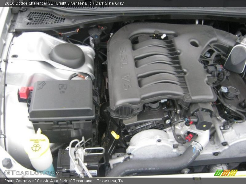 Bright Silver Metallic / Dark Slate Gray 2010 Dodge Challenger SE