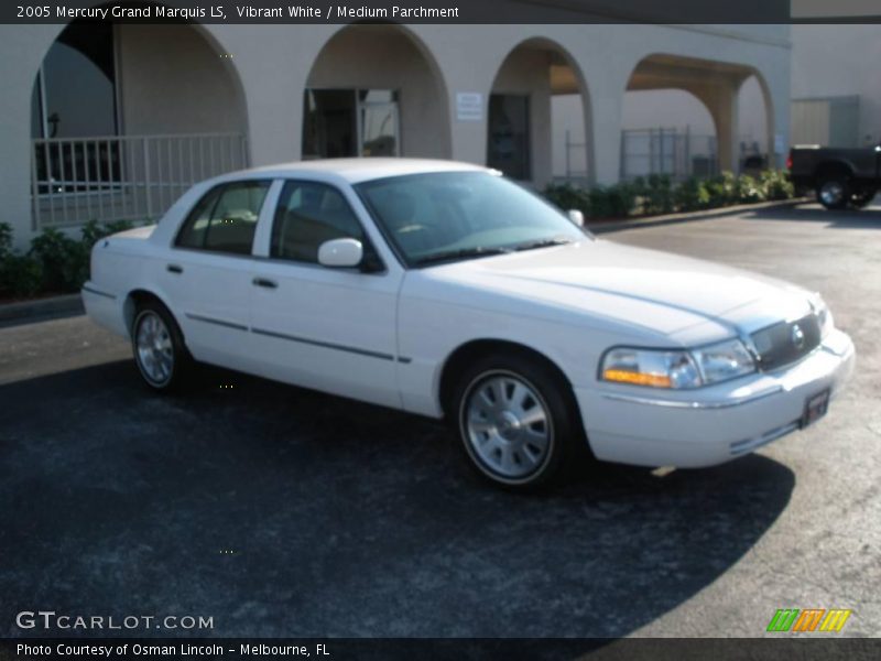 Vibrant White / Medium Parchment 2005 Mercury Grand Marquis LS