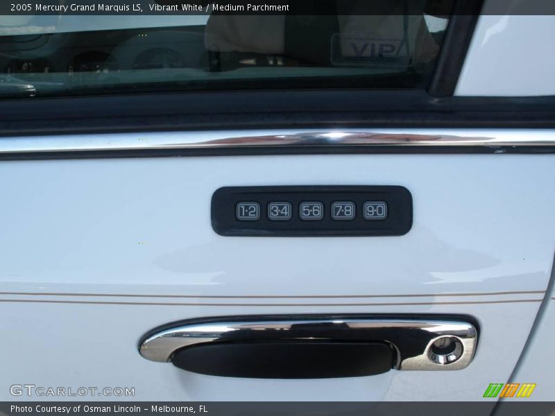 Vibrant White / Medium Parchment 2005 Mercury Grand Marquis LS