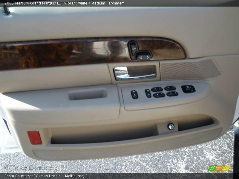 Vibrant White / Medium Parchment 2005 Mercury Grand Marquis LS