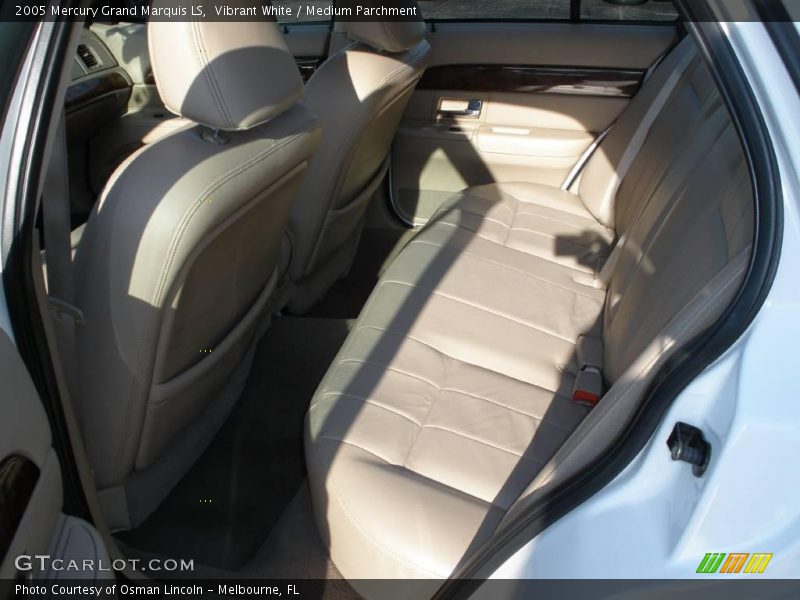 Vibrant White / Medium Parchment 2005 Mercury Grand Marquis LS