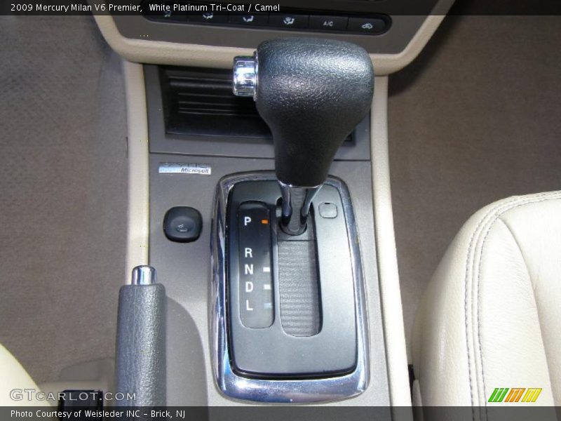 White Platinum Tri-Coat / Camel 2009 Mercury Milan V6 Premier