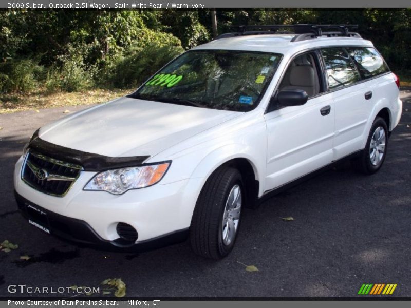 Satin White Pearl / Warm Ivory 2009 Subaru Outback 2.5i Wagon