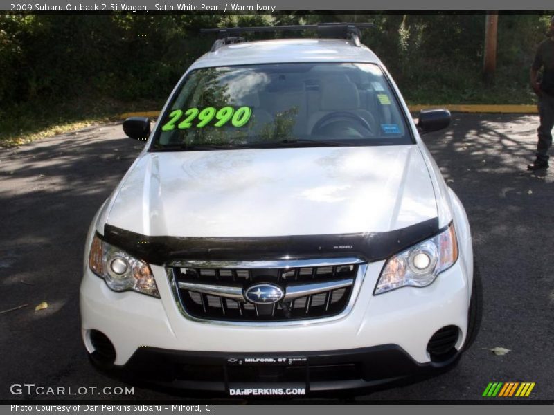Satin White Pearl / Warm Ivory 2009 Subaru Outback 2.5i Wagon