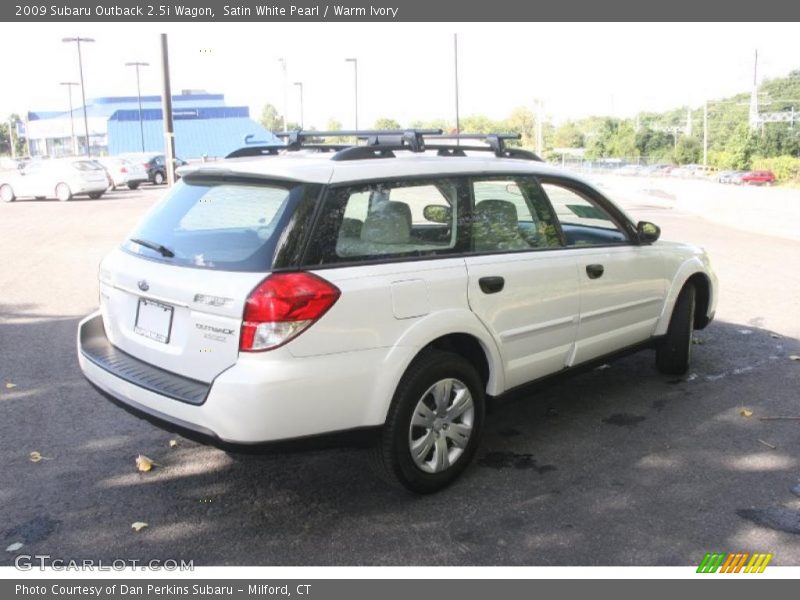 Satin White Pearl / Warm Ivory 2009 Subaru Outback 2.5i Wagon
