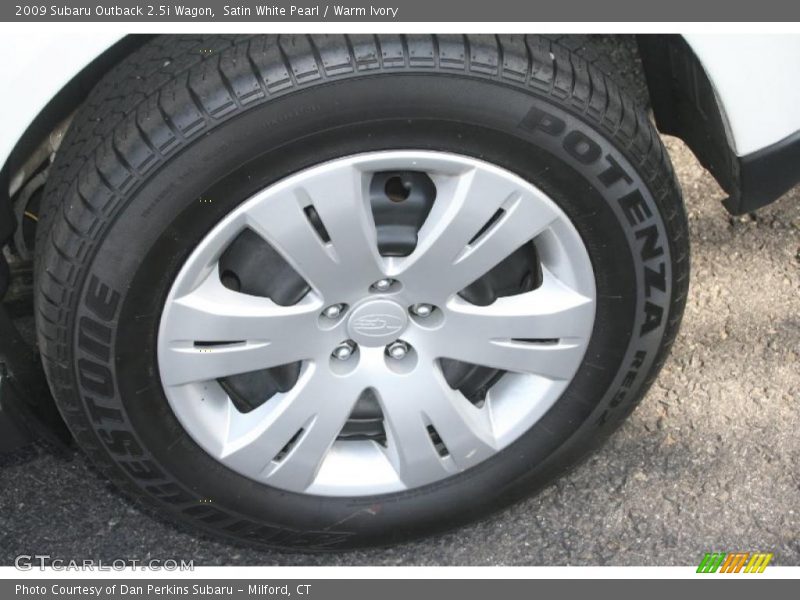 Satin White Pearl / Warm Ivory 2009 Subaru Outback 2.5i Wagon