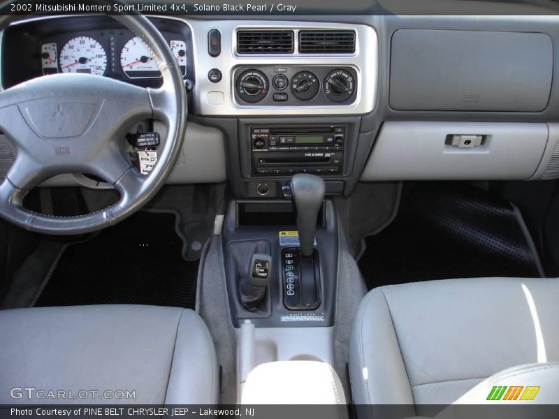 Solano Black Pearl / Gray 2002 Mitsubishi Montero Sport Limited 4x4