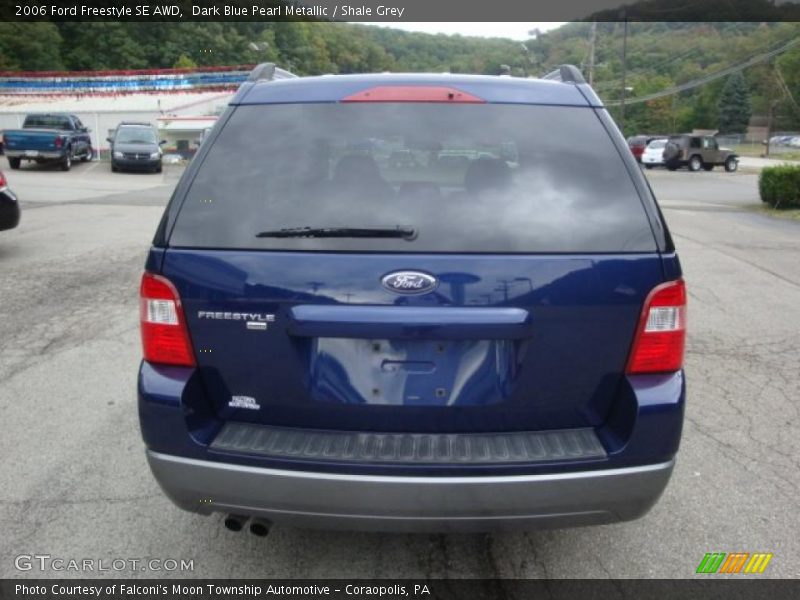 Dark Blue Pearl Metallic / Shale Grey 2006 Ford Freestyle SE AWD