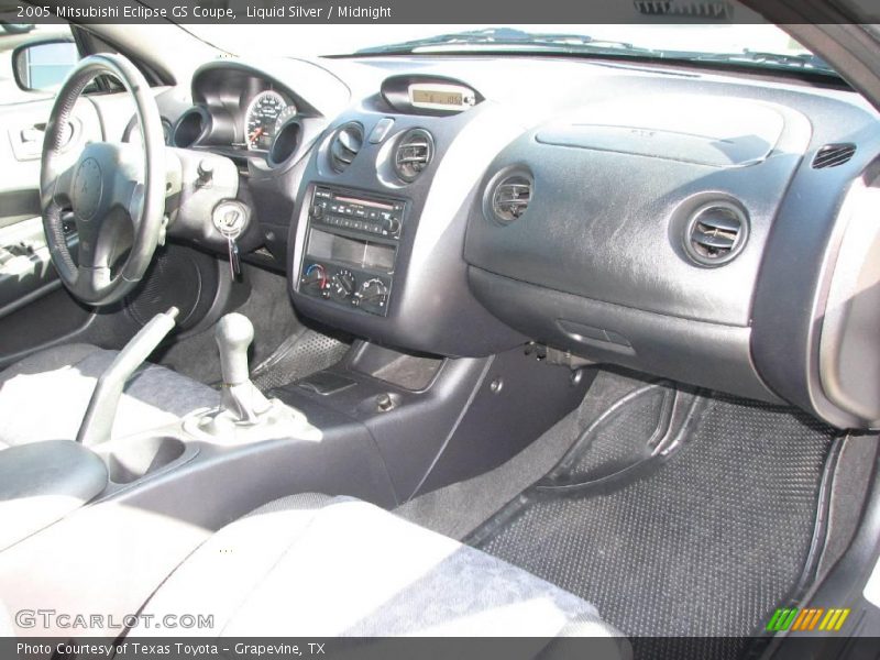 Liquid Silver / Midnight 2005 Mitsubishi Eclipse GS Coupe